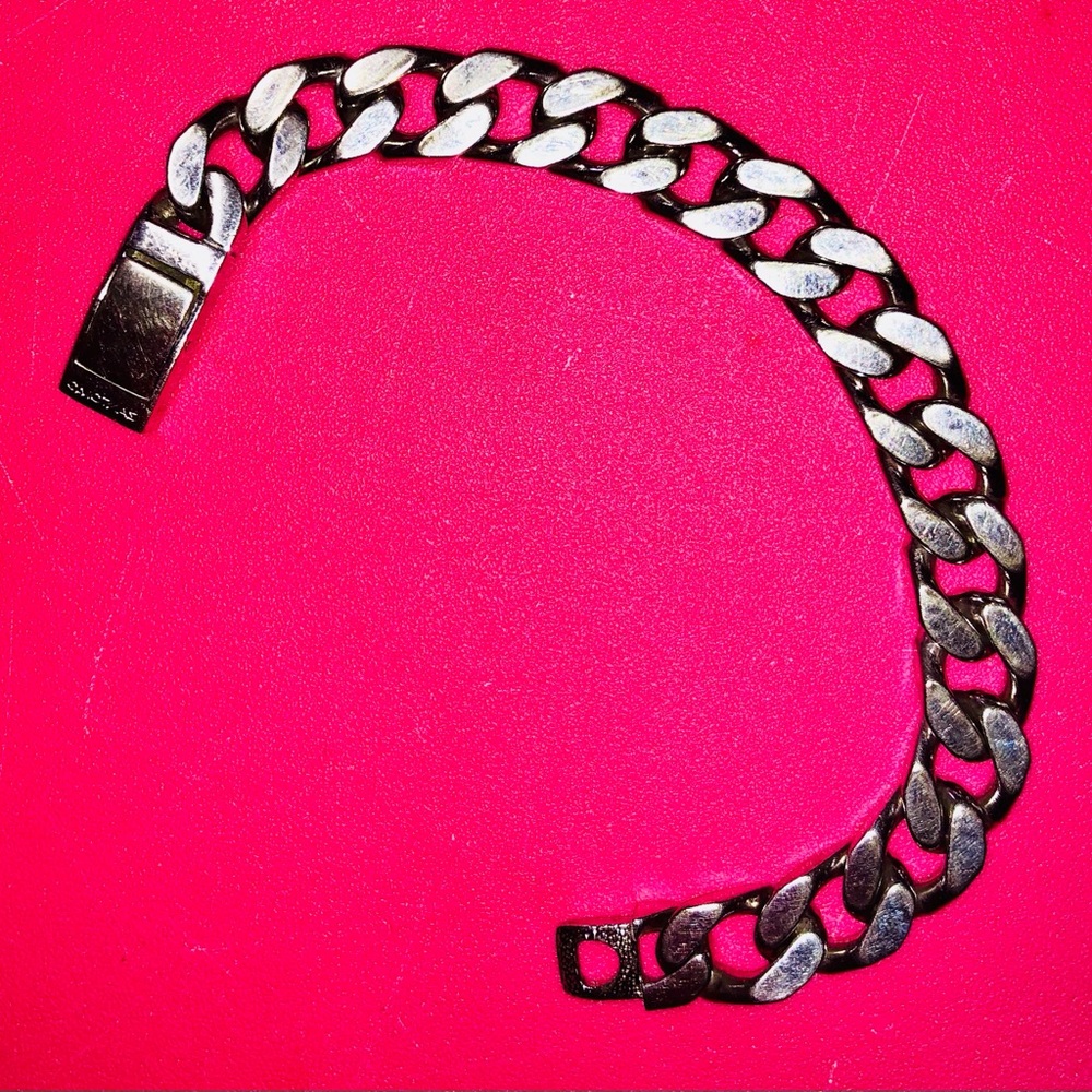 Mens Silver Curb Chain Bracelet Sleek Shining Design Jewelry Watches Accessories
